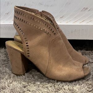 Francesca's Collections Tan Heeled Boots